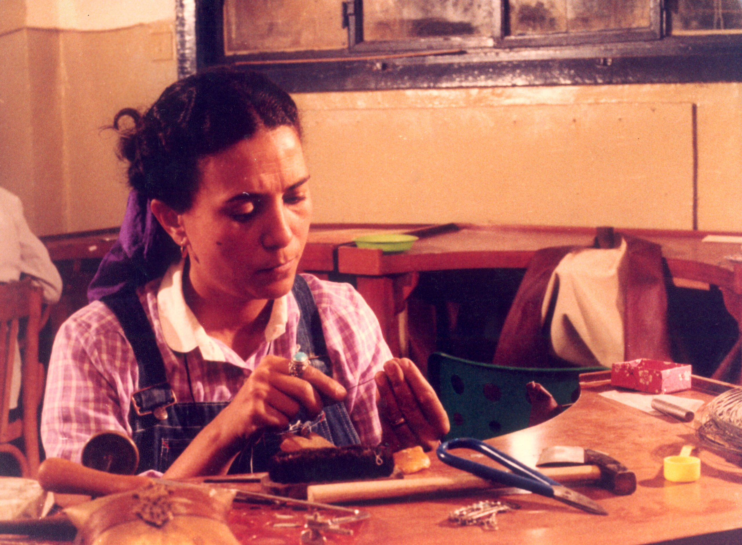 Beyond Business: A Heritage of Craftsmanship and Continuity FBHArticleSeries2026 AzzaFahmyatworkduringherearlyyearsinjewelrymaking Source AzzaFahmyJewellery scaled